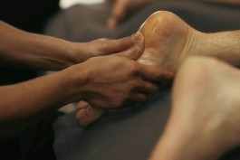 Ayurvedic Leg and Foot massage